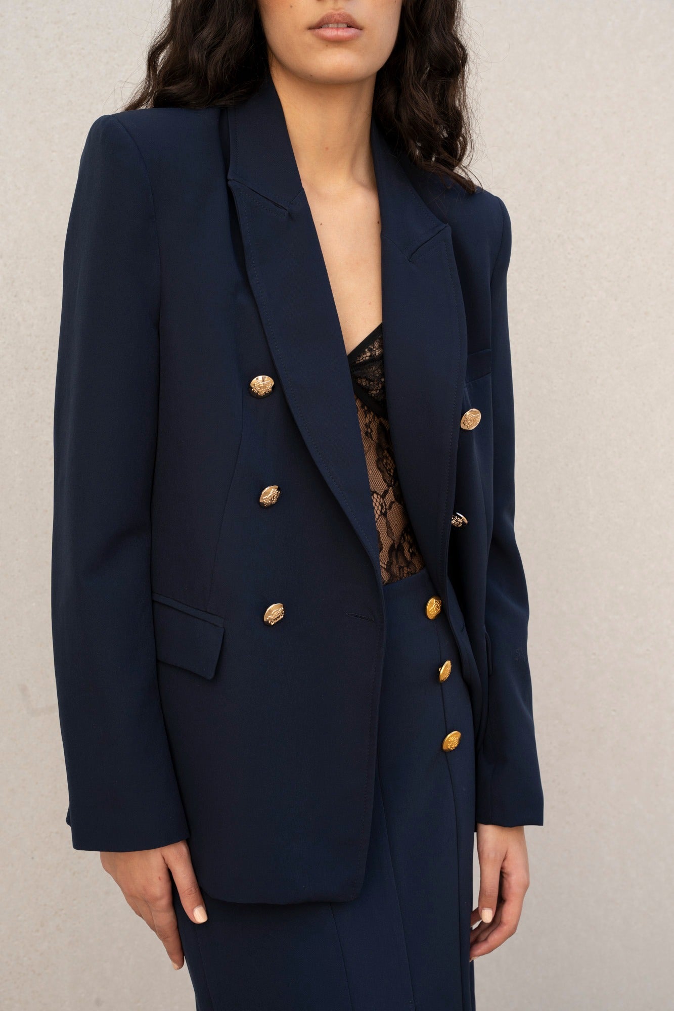 Blazer con bottoni dorati